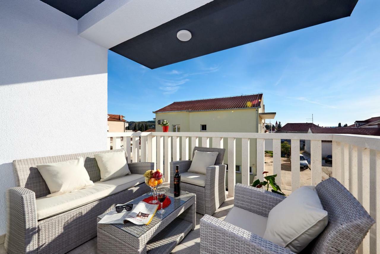 Apartment Misic Trogir Luaran gambar