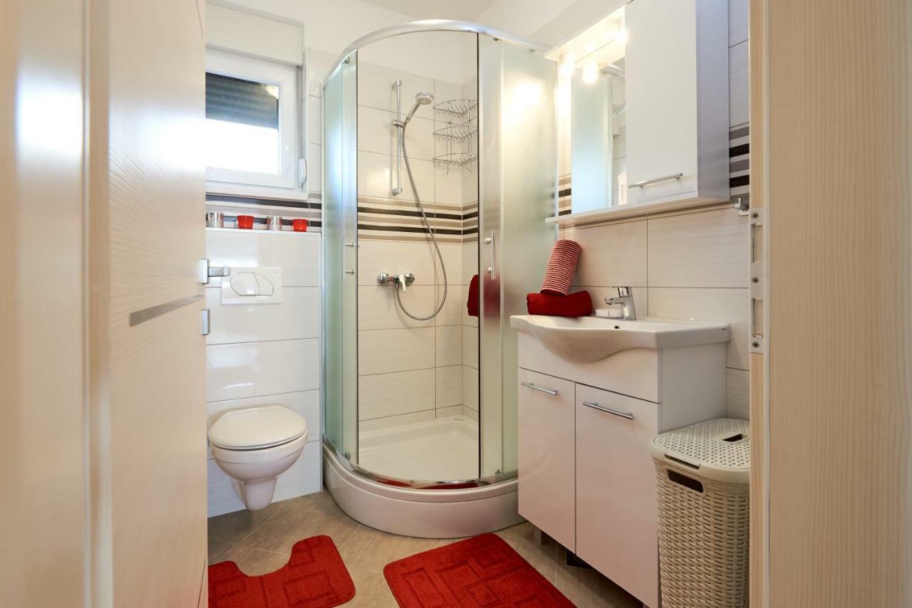 Apartment Misic Trogir Luaran gambar