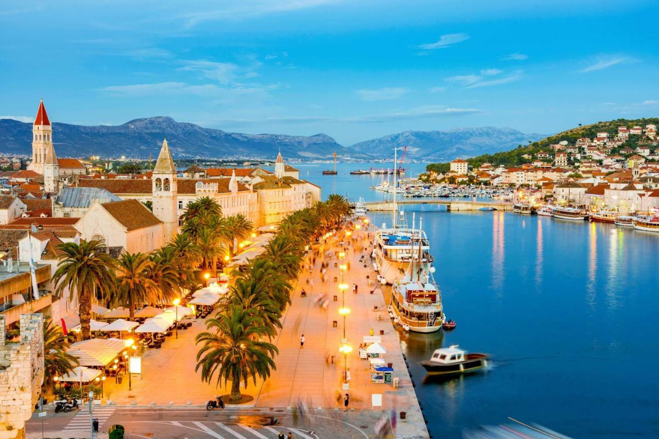Apartment Misic Trogir Luaran gambar